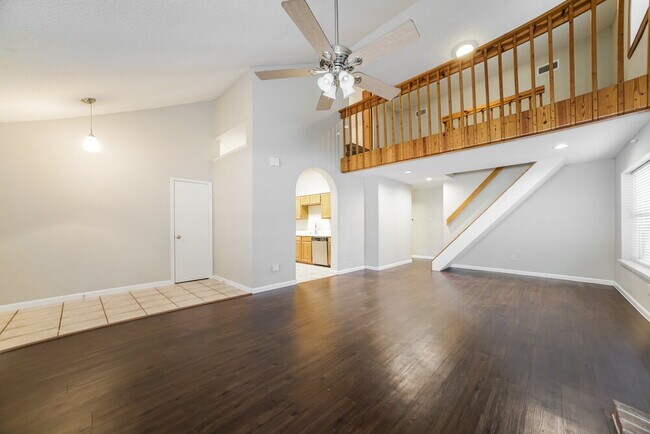 Building Photo - 17219 Harmony Hill Dr