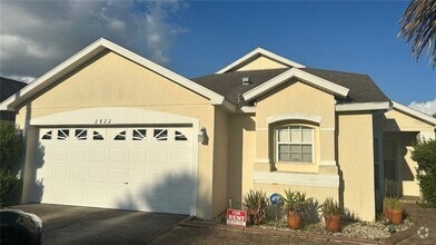 Building Photo - 2822 Lazlo Ln