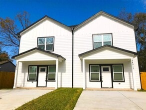 Building Photo - 4913 Southwind St