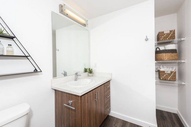 Interior Photo - The Hawthorne Apts