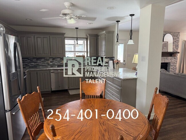 Foto del edificio - 117 Moses Manor Dr