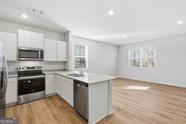 Building Photo - 5971 Skylar Dr