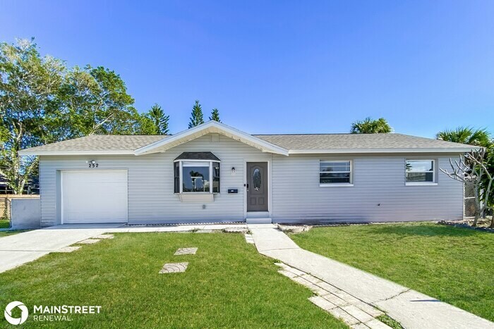 Primary Photo - 252 Dolphin Ave SE, St Petersburg, FL 33705