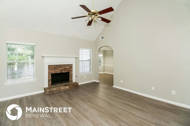 Building Photo - 11771 Fairway Overlook