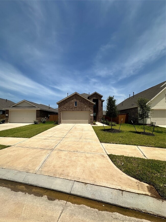 Building Photo - 3004 Courtney Coral Ln