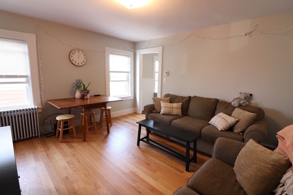 29 McKenn St Unit 2, Waltham, MA 02453 Condo for Rent in Waltham, MA