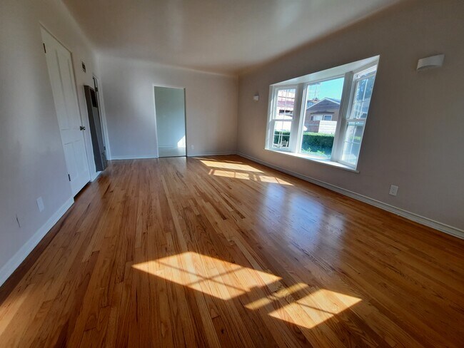 Foto del edificio - 2401 28th St