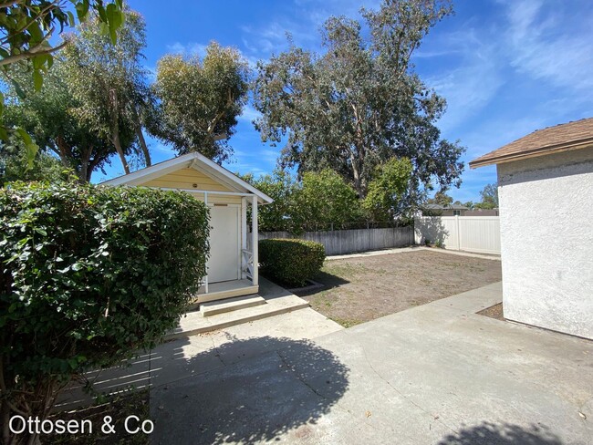 Building Photo - 3 br, 2 bath House - 22691 Via Santa Maria