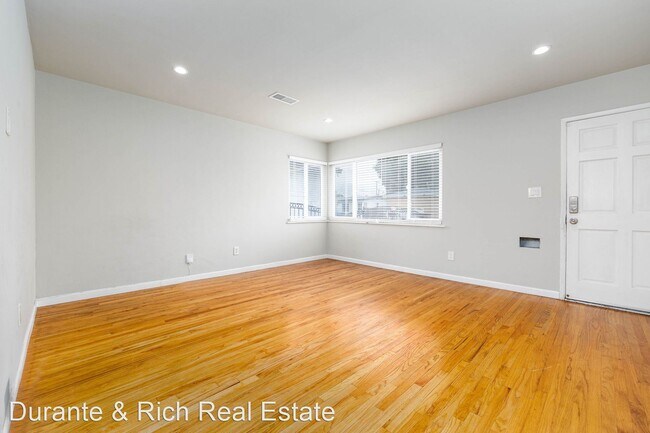 Foto del edificio - 3 br, 2 bath House - 4971 Solola Ave