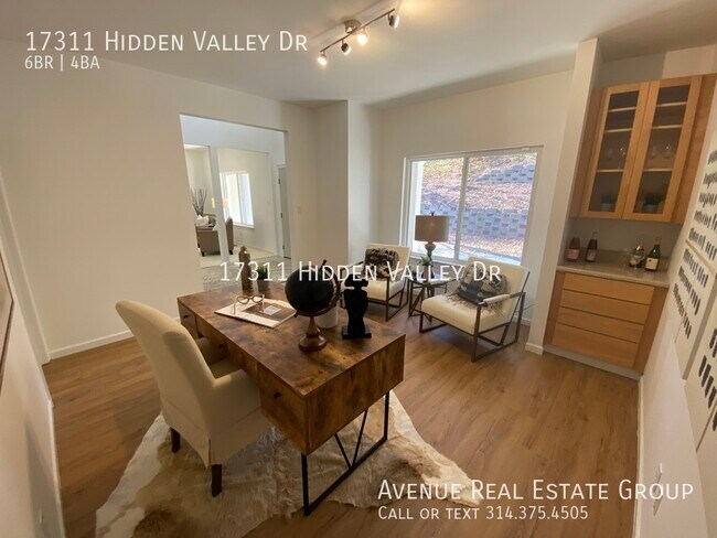 Foto del edificio - Wonderful 6 bed 4 bath home tucked away in...