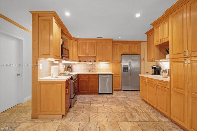 Foto del edificio - 3 br, 3 bath House - 1407 Coolidge St