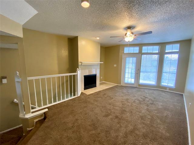 Foto del edificio - 9823 Summerwood Cir