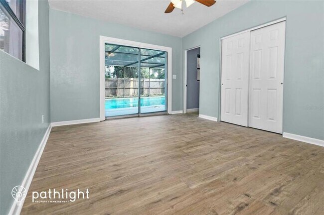 Building Photo - 115 N Lakewood Cir