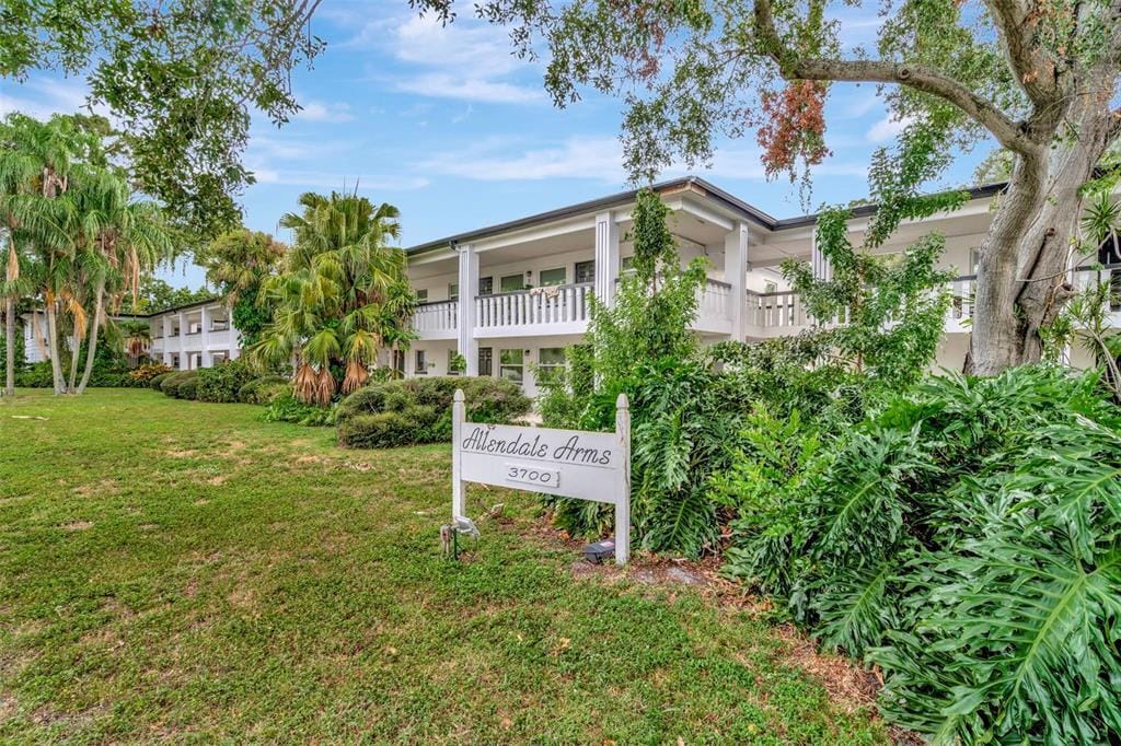 3700 Haines Rd N Unit 10, Saint Petersburg, FL 33704 Room for Rent in