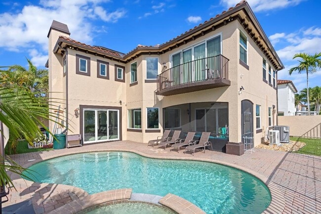 Building Photo - 4102 Artesa Dr