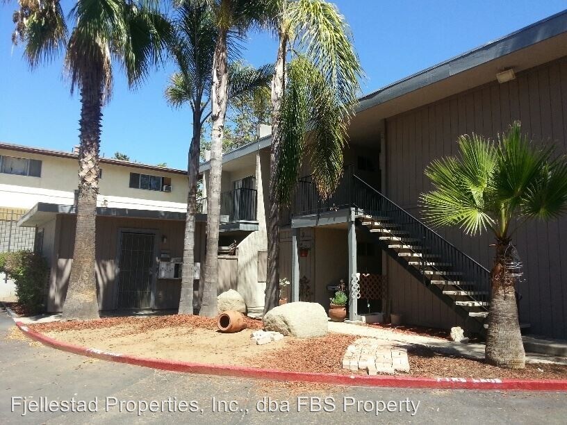 Primary Photo - 842 Sinkler Way