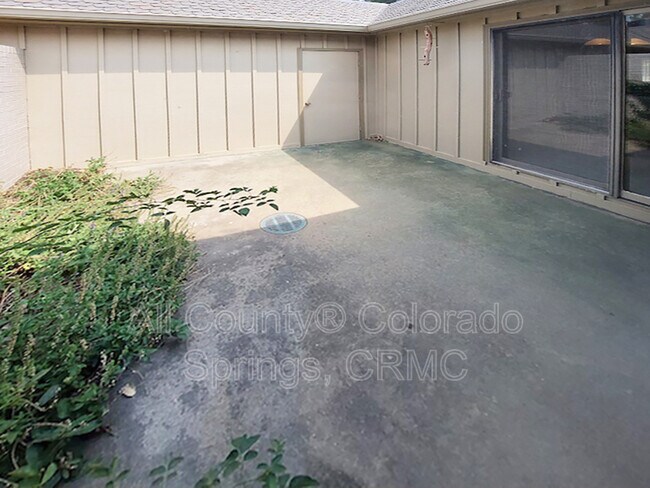 Building Photo - 134 Miramar Dr