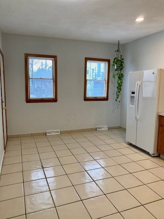 Foto del edificio - 195 Putnam St