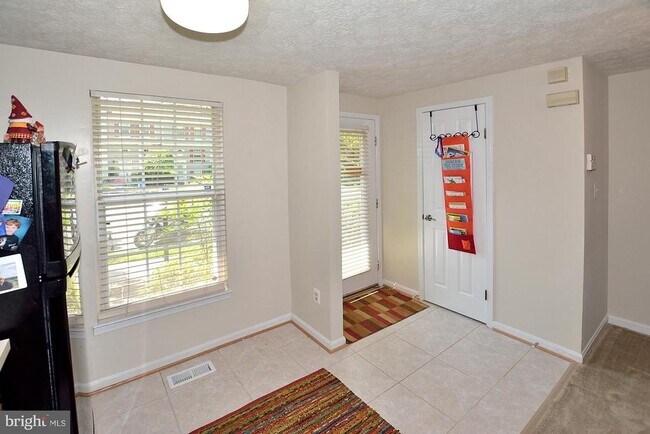 Building Photo - 11912 Fieldthorn Ct