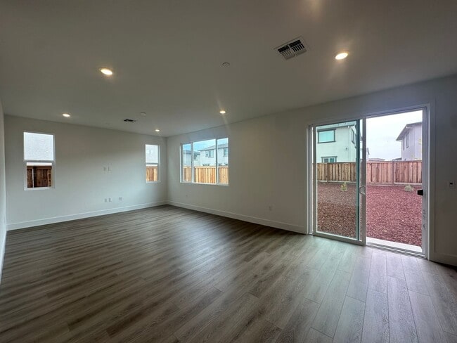 Foto del edificio - 2824 Wrangell St