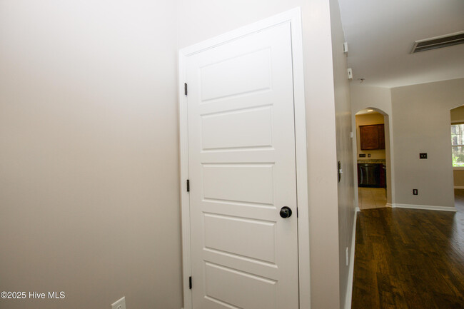 Building Photo - 130 Timberhurst Ct