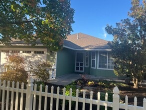 Building Photo - 1233 Orchid St Building Photo - 1233 Orchid St