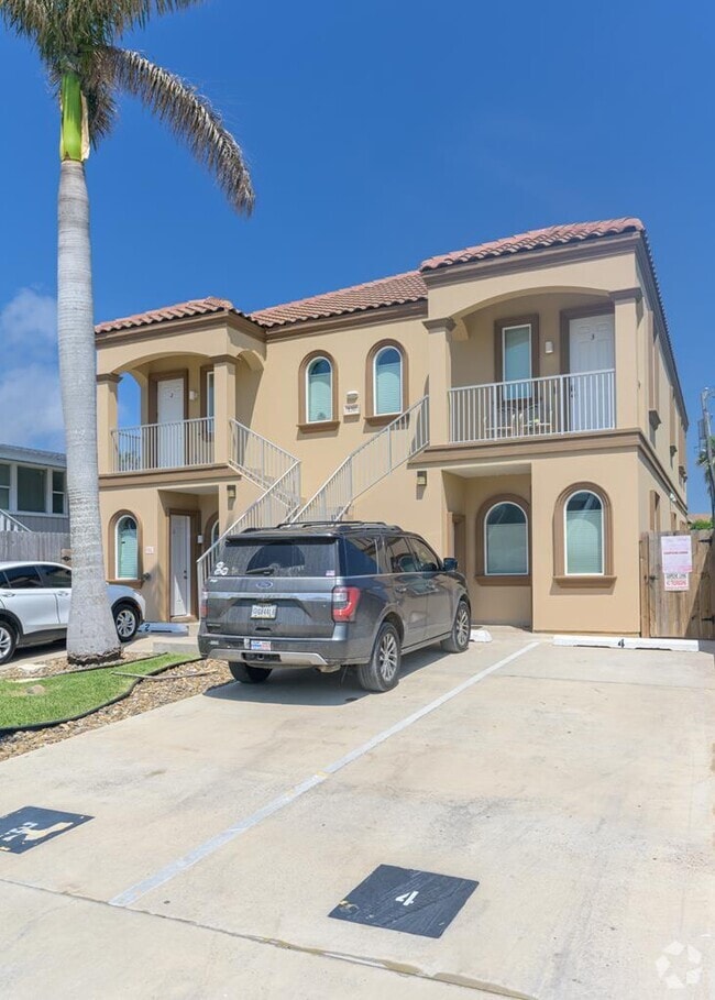 Building Photo - 130 E Campeche St