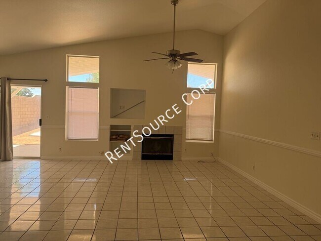 Foto del edificio - 37051 Boxleaf Rd