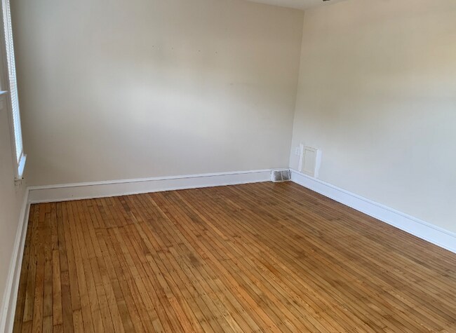 Foto del edificio - 6772 Germantown Ave