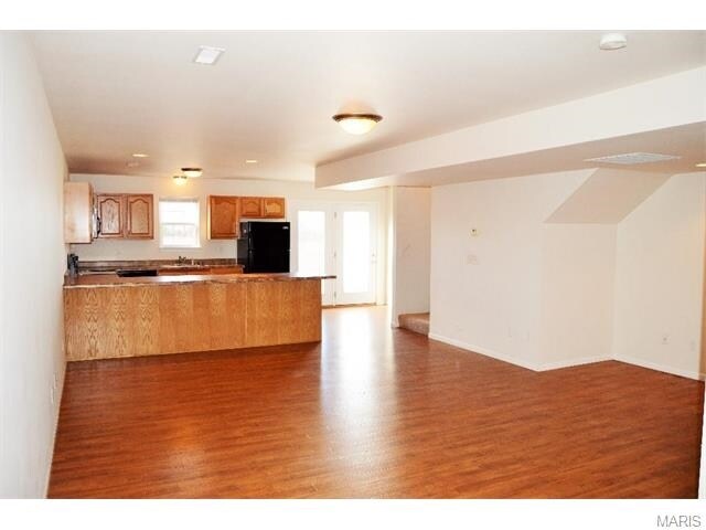 Sala de estar - 125-131 Andrews Dr