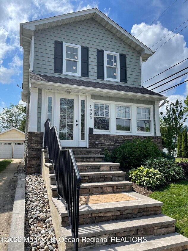 Foto principal - 1003 C St