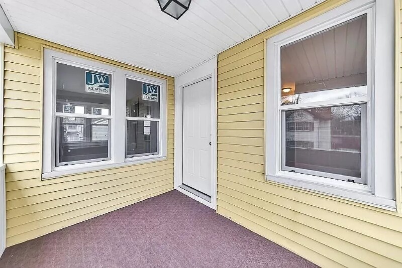 Building Photo - 47-49-49 Howes St