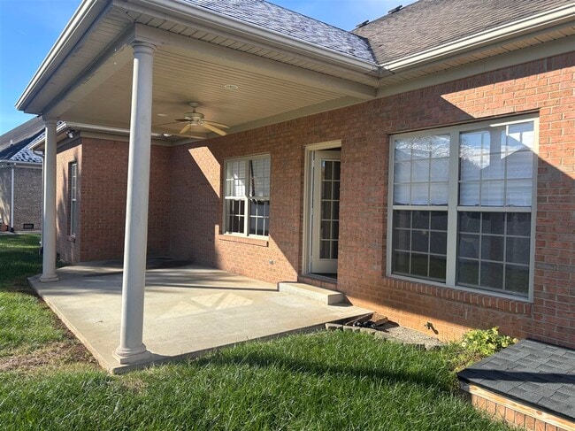 Building Photo - 2616 Danhaven Dr