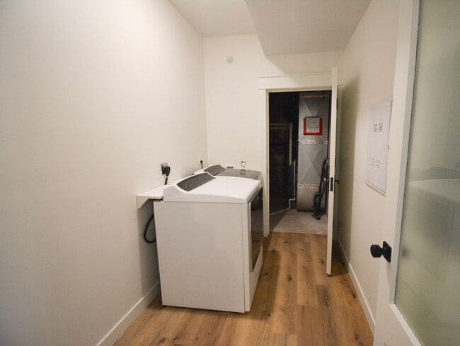 Foto del edificio - 1204 2nd Ave NW