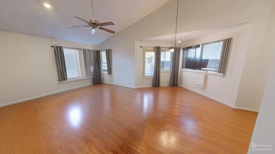 Building Photo - 700 W 1st St