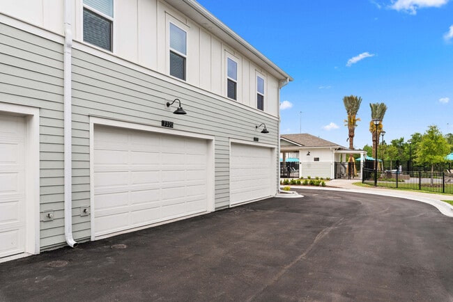 Building Photo - Viridian Southside Quarter