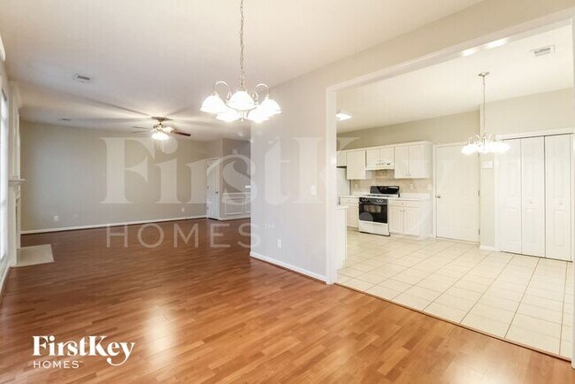 Foto del edificio - 753 Ives Way NW