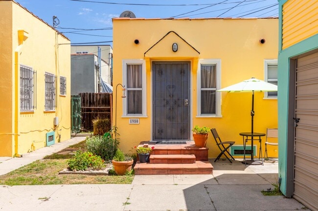 Front of House - 1950 S Palm Grove Ave