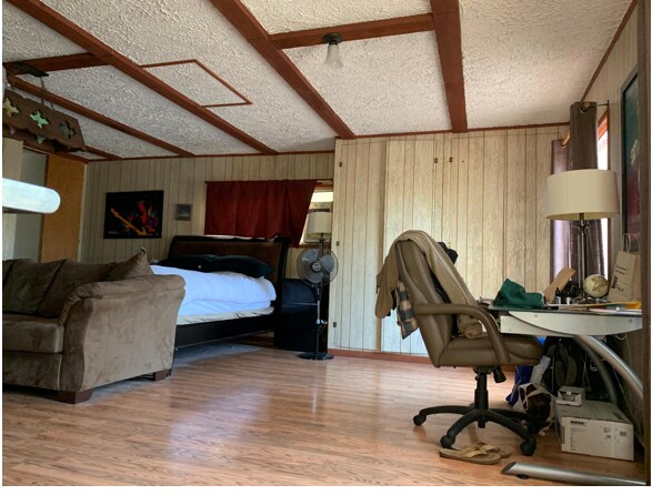 Foto del edificio - 235 Sundown Rd