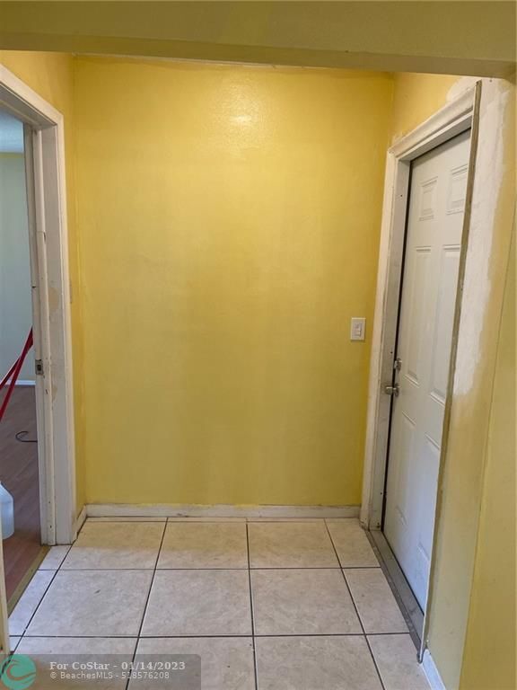 Foto del edificio - 2339 NW 28th St