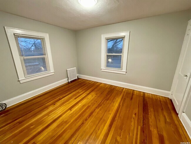 Building Photo - 63 Langdon Pl
