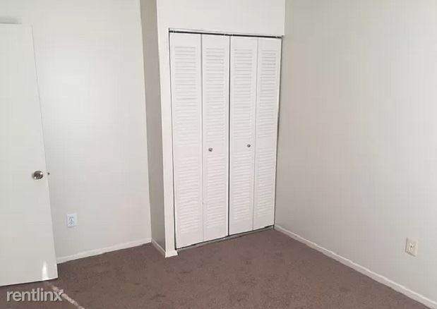 Building Photo - 3 br, 1.5 bath House - 1913 Repp Ct