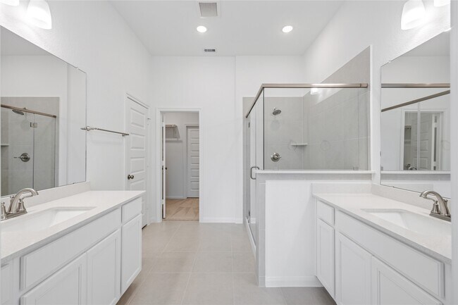 Foto del edificio - 7223 Blue Gentiana Ln