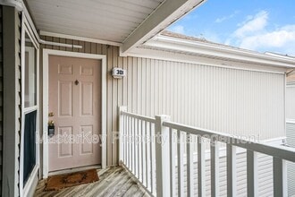 Building Photo - 1351-301 Crab Orchard Dr
