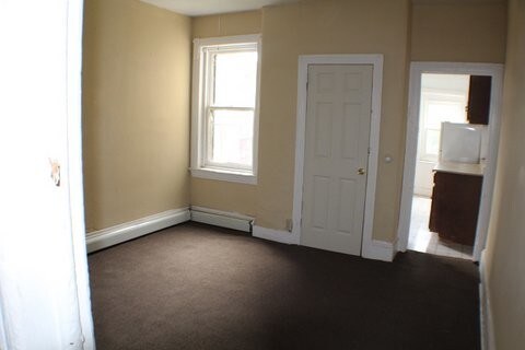 Building Photo - 117 Sweets Ave
