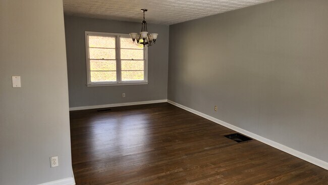 Dinning room - 2242 Chestnut Hill Cir