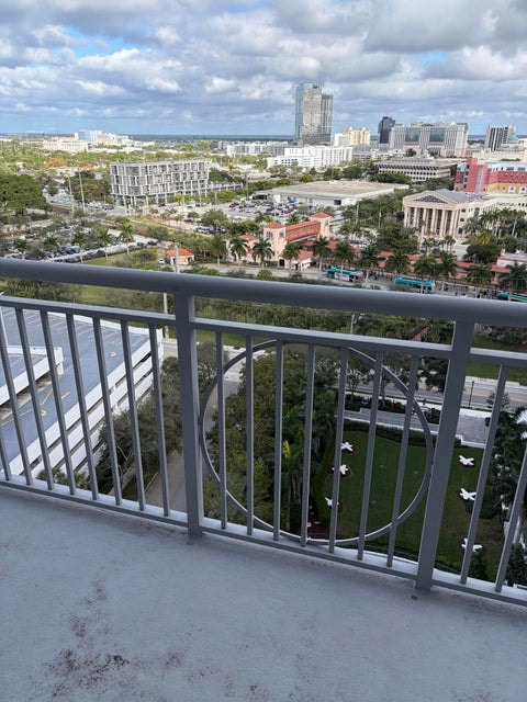 Photo - 300 S Australian Ave Apartment