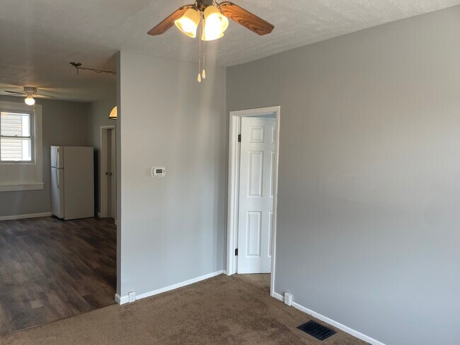 Building Photo - 400 10th Street, Unit 1