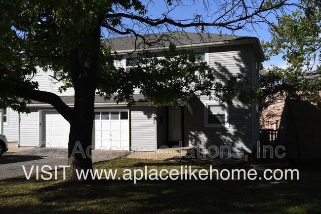 Foto del edificio - 7800 Grandview Ln