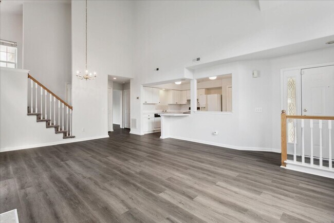 Foto del edificio - 3BR Townhouse | Main-Level Primary Suite | Gables at York County | Near Langley AFB & NASA